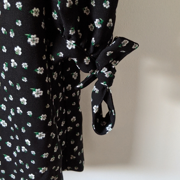 H&M Dress - Picture 3 of 4